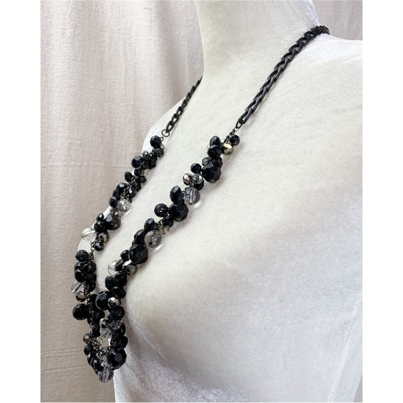 Long Black chain faceted bead cluster necklace - Picture 2 of 6